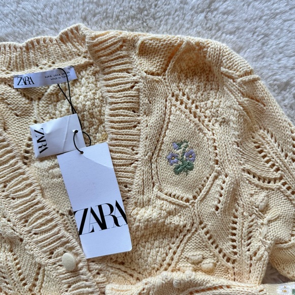 Zara Women's Yellow Cardigan Sweater with Flowers - Picture 2 of 9